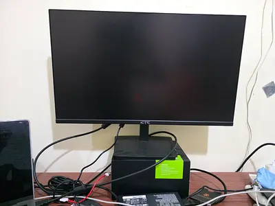 24 inches KTC monitor H24V27 for sale used 3 months