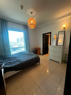 No commission- Big Master Room Suite with attached bathroom next to DMCC metro in Marina