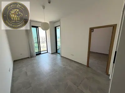 COMMUNITY VIEW | UNFURNISHED | TO MOVE IN
