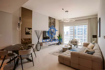 Marina Skyline View | Low Floor | with Balcony