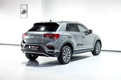 صورة 8 لـ 2021 Volkswagen T-ROC