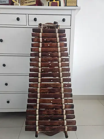West African gourd-resonated xylophone