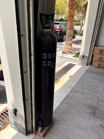 Used CO2 Gas Cylinder (Industrial) - Good Condition