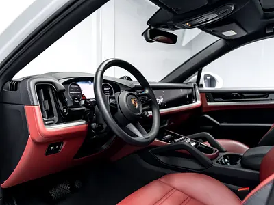 2025 Porsche CAYENNE — миниатюра 15