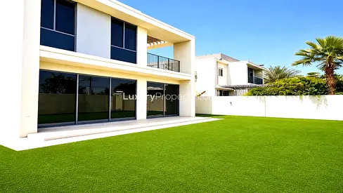 Unfurnished | Spacious | Family Friendly Community