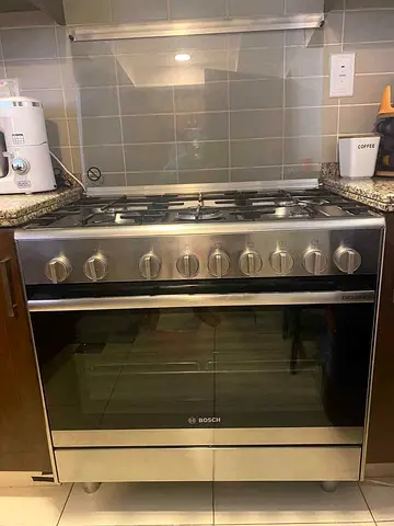 Bosch Gas Cooking Stove 90 x 60 cm for sell