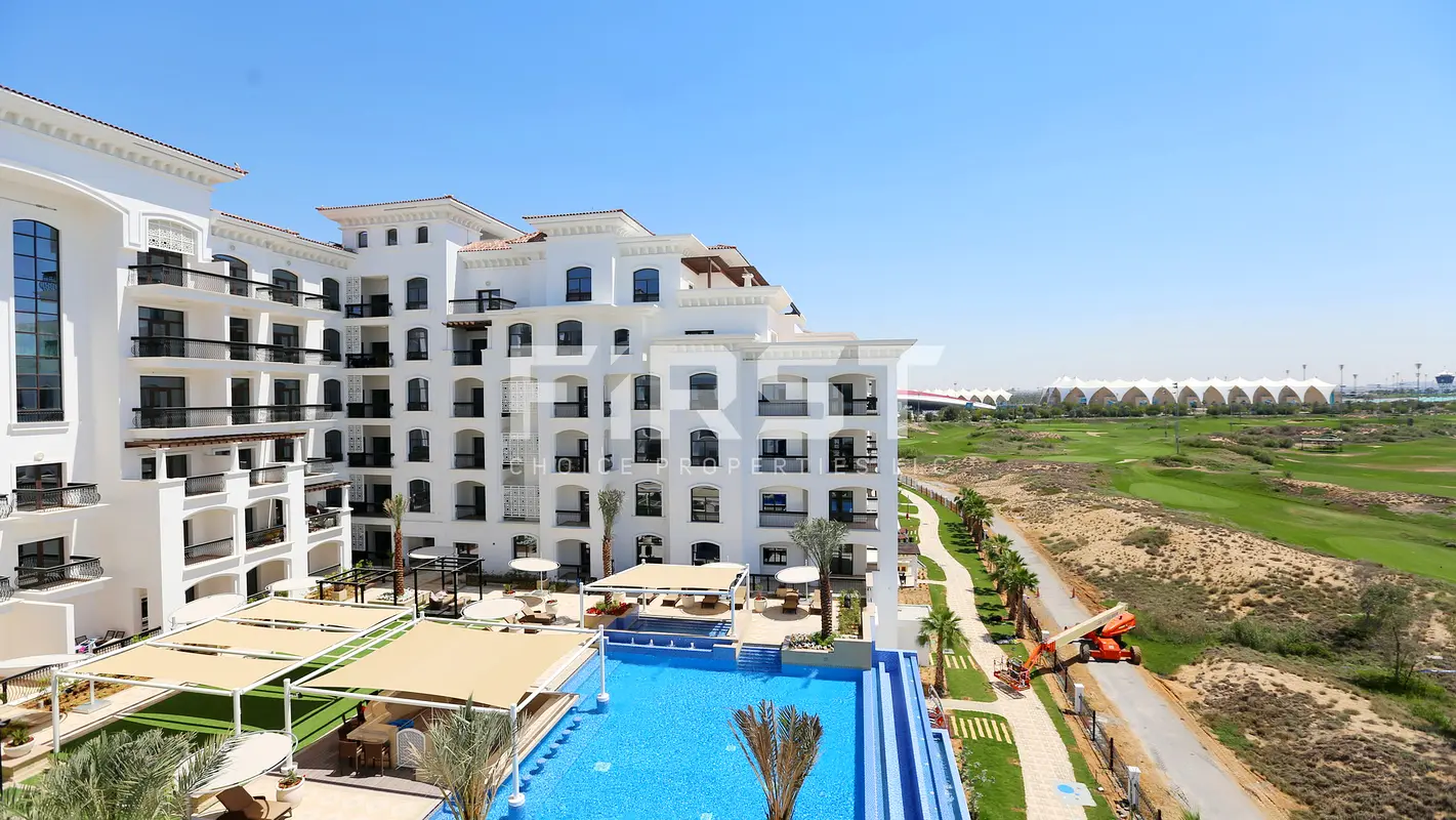 Great Chance | High Floor | Full Golf View | Rare