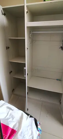 White 4-Door Wardrobe with Shelves- like brand new