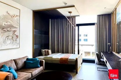 Beautiful studio, monthly rental (squash court, pool, gym)