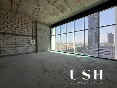 Shel| & Core| Easy Entry & Exit To Al Khail | Burj View