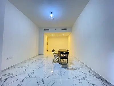 BRIGHT 1BHK WITH CLOSE KITCHEN !! FAMILY BUILDING