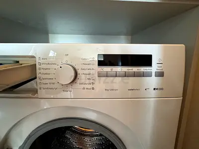 Front-load washing machine Samsung IQ300 in good working condition