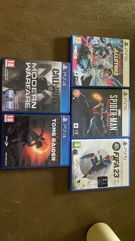 PS4  PS5 Game Bundle - Spider-Man, FIFA 23, Call of Duty: MW, Tomb Raider, destruction allstars