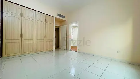 family room available for rent