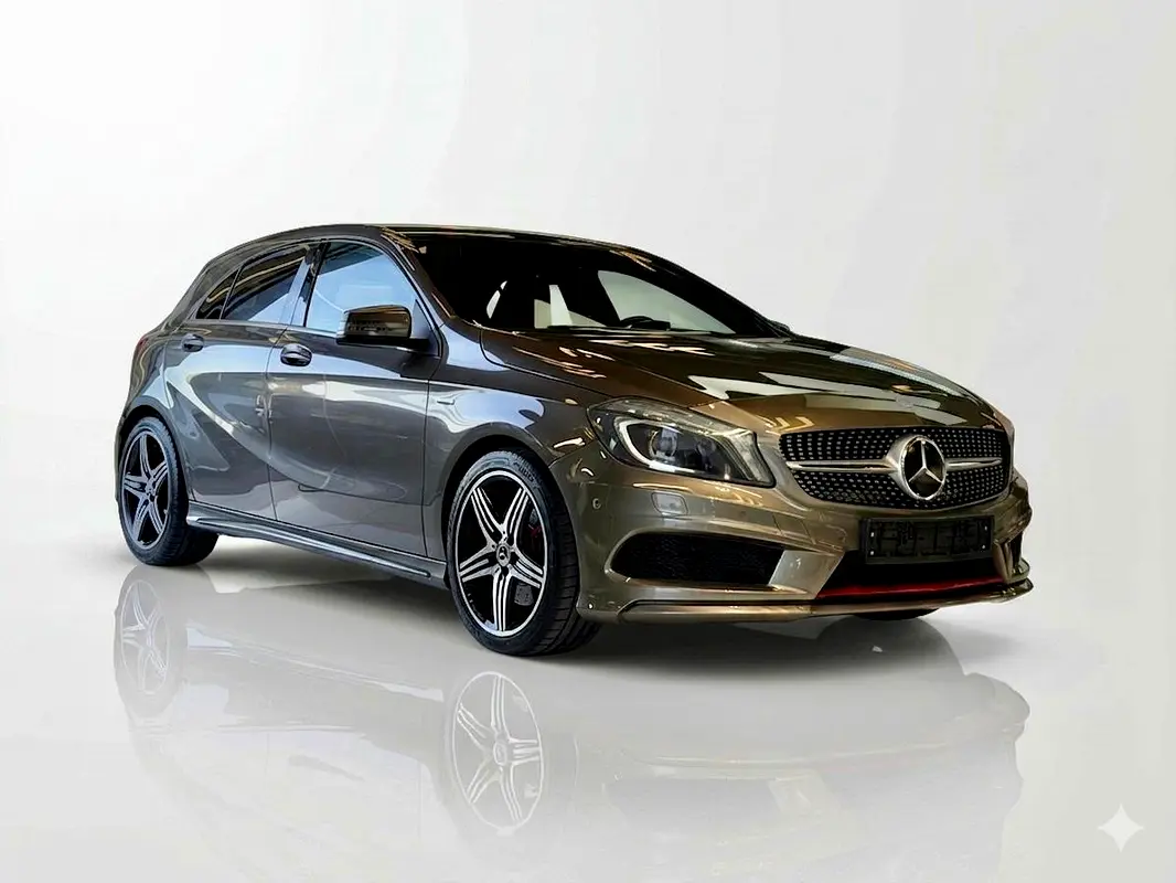 Mercedes-Benz A-Class 2018 — photo 1 of 14