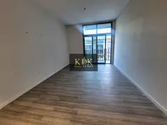 Modern 1BR | Pool View | Move In Ready