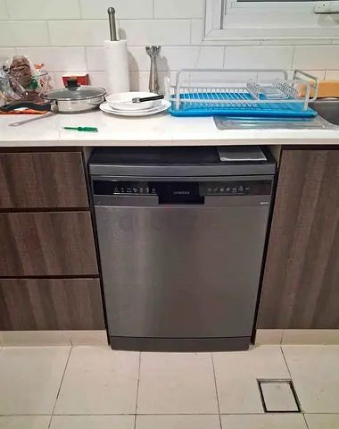 Siemens iQ300 Three Rack Dishwasher WiFi Connect Black