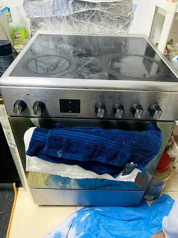 Electric cooking range