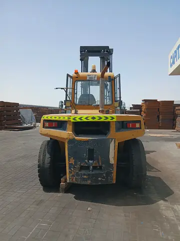 Caterpillar 15 Ton Diesel Forklift | 2006 Model | Heavy Duty | Excellent Condition