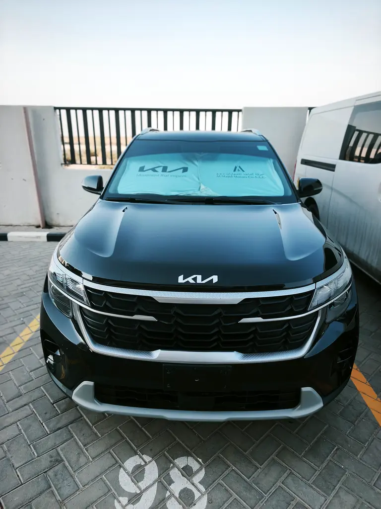 Kia Seltos 2024 — photo 1 of 14