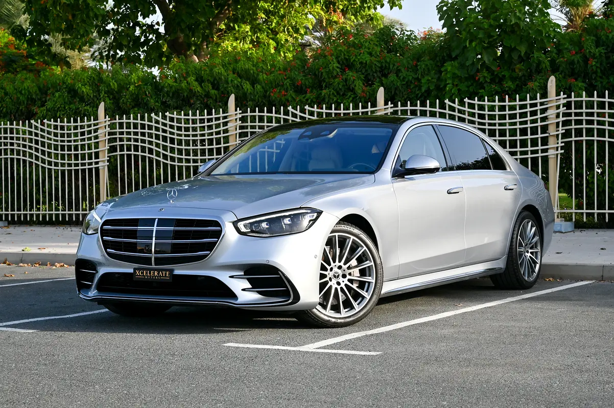 Mercedes-Benz S-Class 2023 — photo 1 of 16