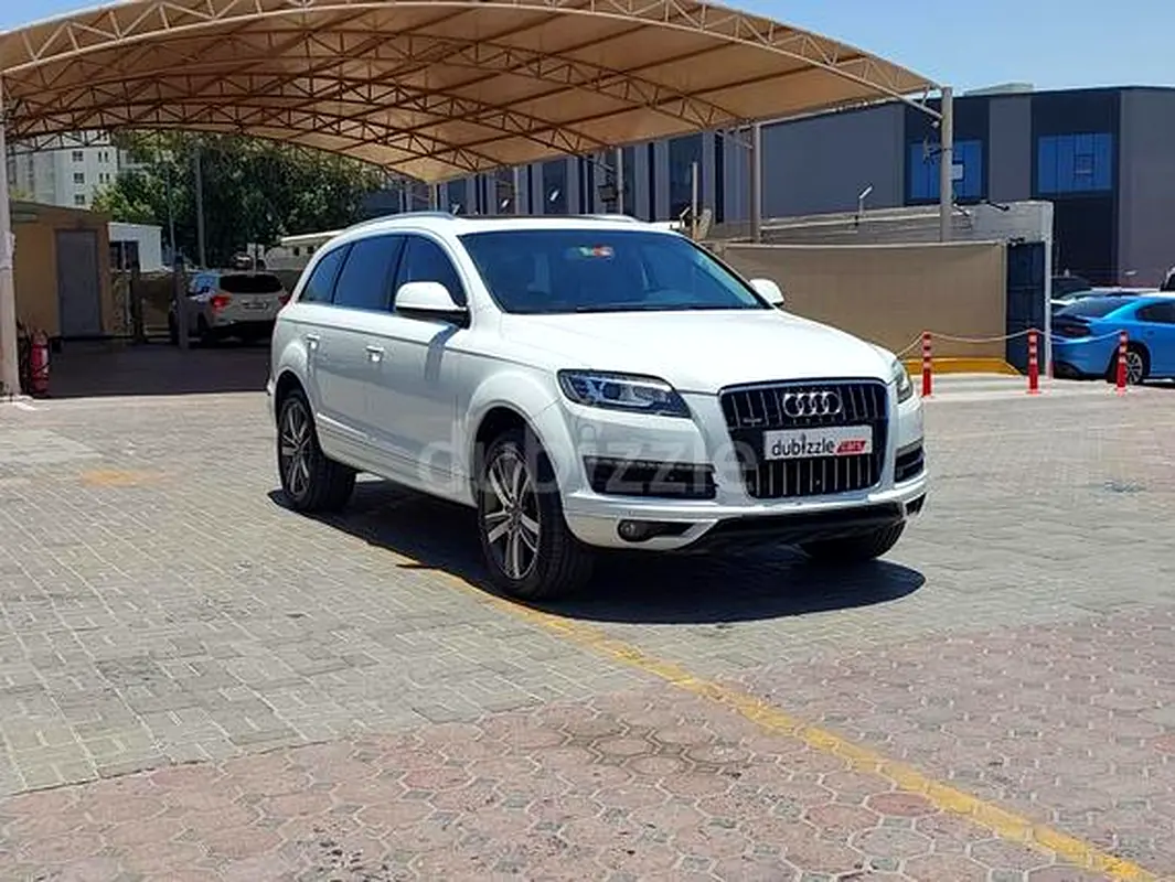Audi Q7 2014 — photo 1 of 13