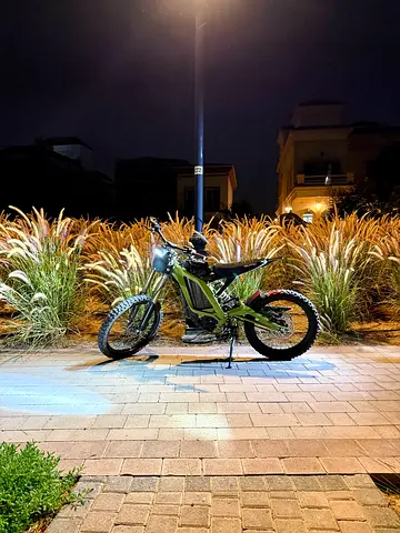 Surron lbx ( light bee x ) 2025