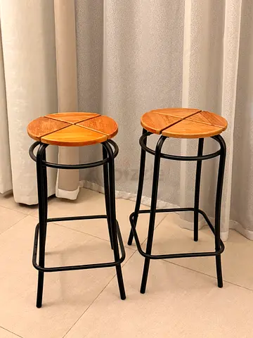 FREE- 2 stools