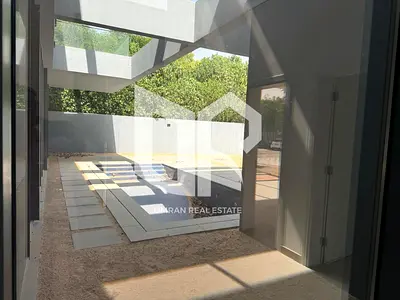 🏡 فيلا جديدة للبيع في مرحلة سنديان – تملك حر لجميع الجنسيات