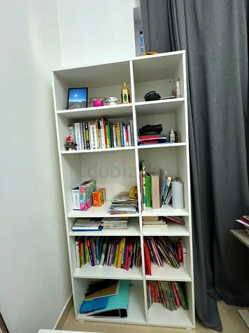 IKEA White KALLAX Shelving Unit / Bookcase