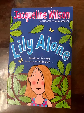 Lily Alone by Jacqueline Wilson (Childrens paperback)