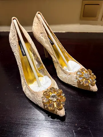DG women’s shoes