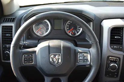 2023 RAM 1500 — миниатюра 10