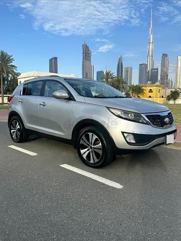 Kia Sportage, low millage, Sunroof, Full option, GCC, 2.0