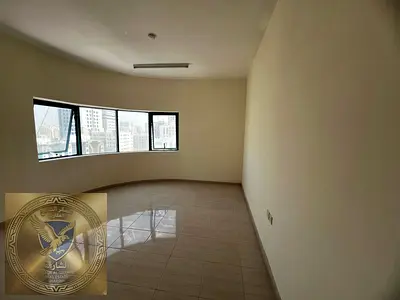 شقه غرفتين وصاله باطلاله بانوراميه مفتوحه للايجار السنوى مع جيم ومسبح