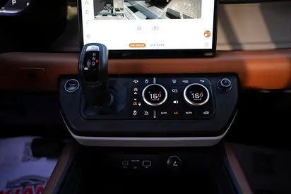 Land Rover Defender 110 HSE, миниатюра 19