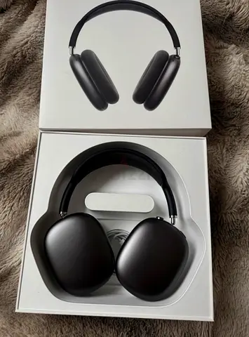 Airpods Max 2 - With AppleCare Warranty