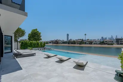 Turnkey Palm Jumeirah Villa With Private Beach