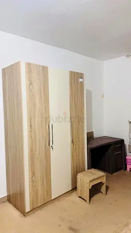 3-door Wardrobe in Light Oak  Cream - Good Condition