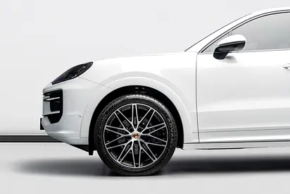 2025 Porsche CAYENNE — фото 6