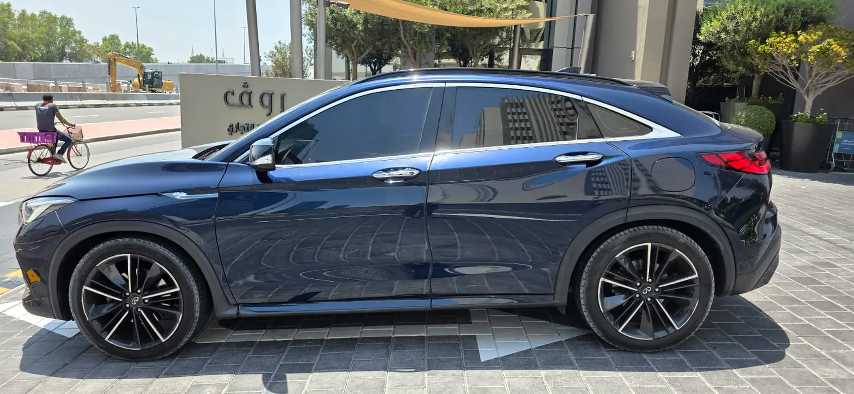 Infiniti QX55 2022 — photo 1 of 12