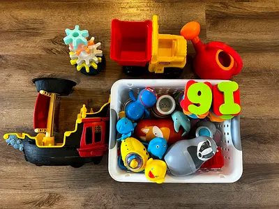 Bath toys