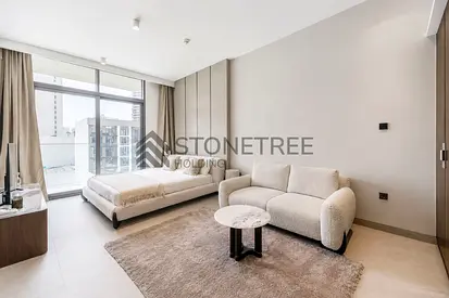 12 CHEQUES | Brand New Studio