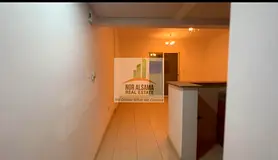 1BR Apartment | EMR-25 | Parking View
