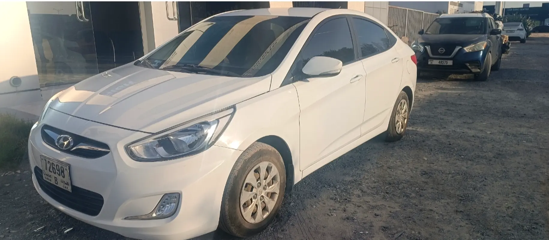 Hyundai Accent 2016 — photo 1 of 4