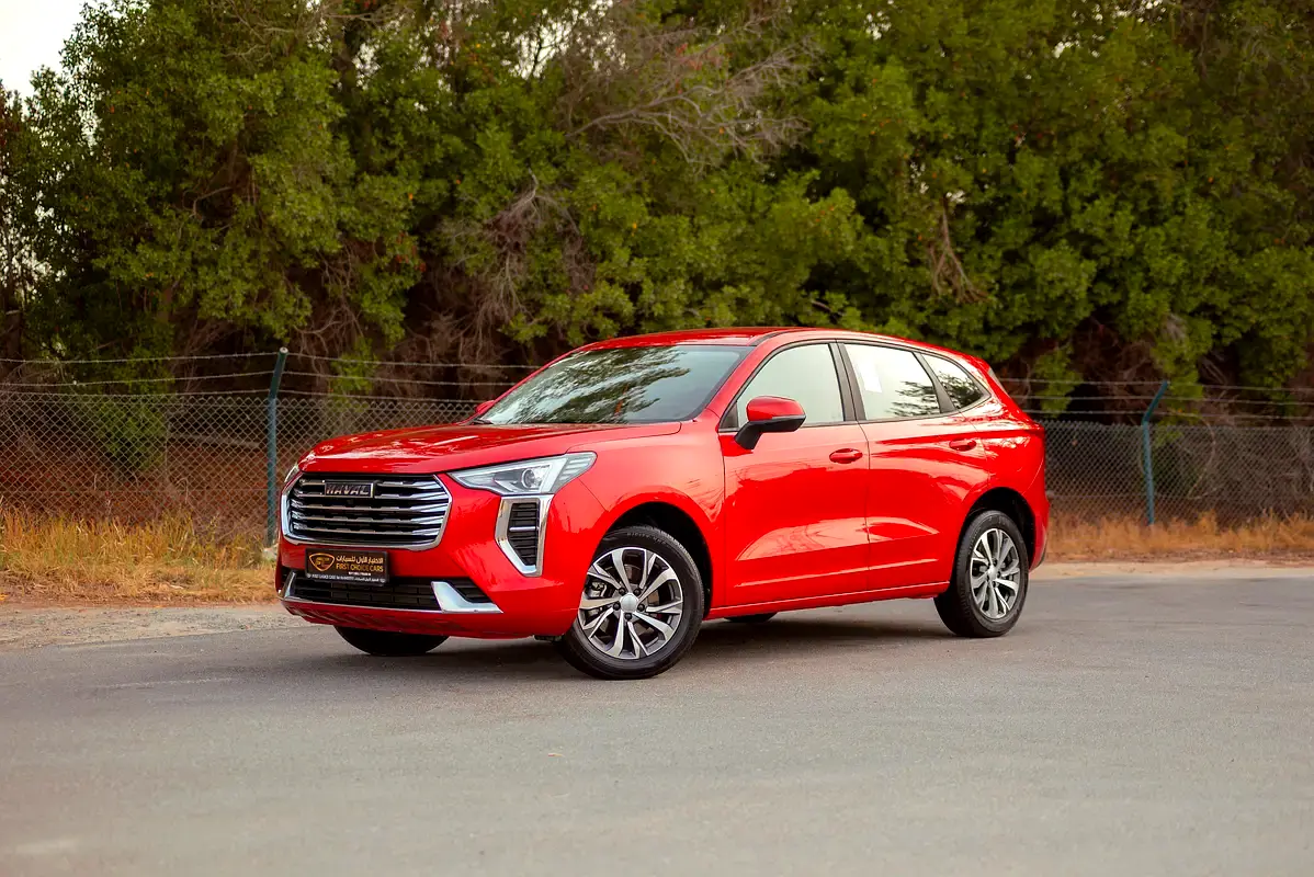 Haval Jolion 2023 — photo 1 of 18