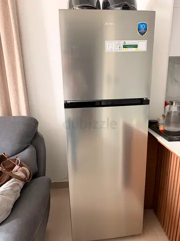 Refrigerator
