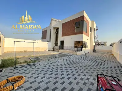 Spacious & Bright 4-BedRoom Maid Room Big Space Grand Ready To Move Villa