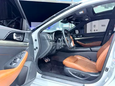2022 Nissan MAXIMA 照片 6