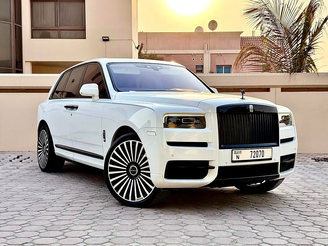 Rolls-Royce Cullinan 2021 — photo 1 of 20
